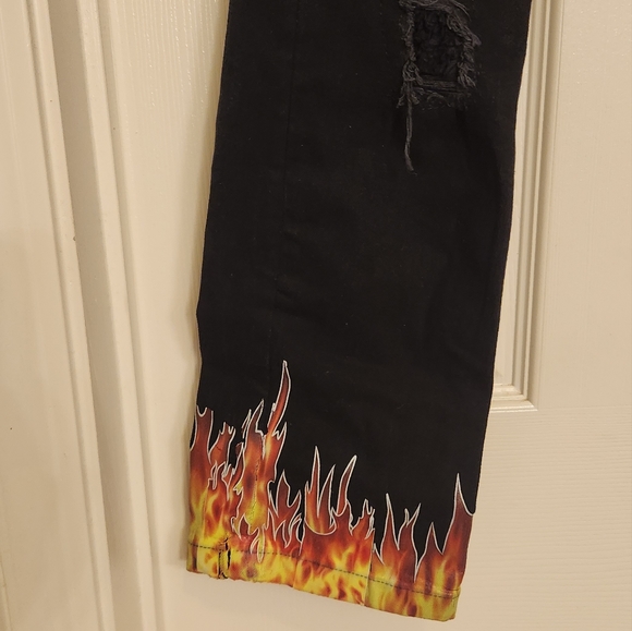 FWRD Distressed jeans 32 x 32 - Picture 2 of 5